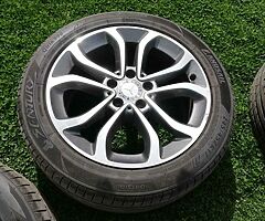 Mercedes alloy and tyres