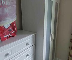 Cabinet - Image 5/6