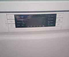Dishwasher new own 6 months old