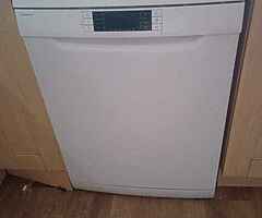 Dishwasher new own 6 months old