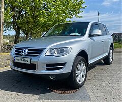 2008 Volkswagen  Touareg - Image 3/9