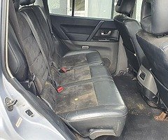 06 mitsubishi pajero 5 sester crewcab 3.2 did - Image 5/7