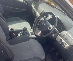 Opel Astra - Image 7/10