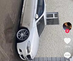 ‼️F10 or f30 wanted‼️
