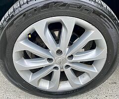 2010 Nissan Qashqai+2 - Image 5/10