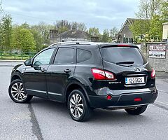Nissan QashQai +2 , 1.6 diesel . TOP SPECK