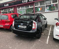 Toyota Prius - Image 4/8