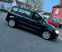 2008 Volkswagen Touran - Image 4/9