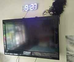 Tv - Image 4/6