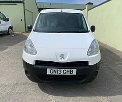 2013 Peugeot Partner