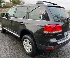 Volkswagan tourag 2006 2,5 diesel automatic transmission 5 seater - Image 4/9