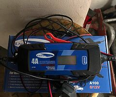 2x Trickle chargers