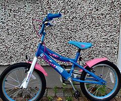 Girls bike excellent condition bargain