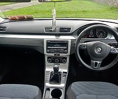 Volkswagen passat - Image 8/10
