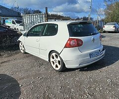 **BREAKING ONLY**2007 VOLKSWAGEN GOLF 1.4L Petrol **BREAKING ONLY** - Image 4/4