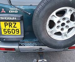 2002 Mitsubishi Shogun - Image 6/8