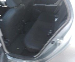 O7 Toyota Yaris - Image 5/10