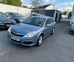 10 Opel Vectra 1.6 petrol