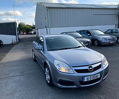 10 Opel Vectra 1.6 petrol