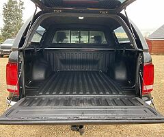 2019 Volkswagen Amarok - Image 7/10