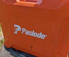 Paslode IM65 Finish Nail Gun