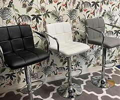NEW HIGH BAR STOOLS - DELIVERY 