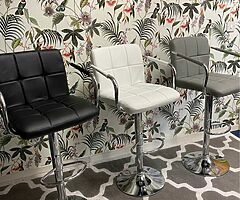 NEW HIGH BAR STOOLS - DELIVERY 