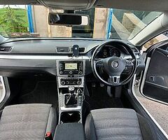 2010 Vw Passat Diesel White - Image 8/10