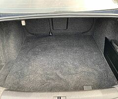 VW Mk5 Jetta 1.6 - Image 6/10