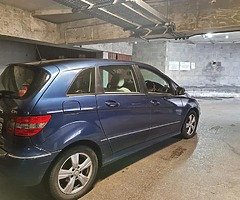Mercedes-Benz B CLASS