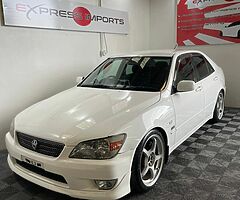 1999 Toyota  Altezza - Image 3/10