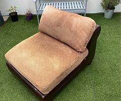 Free Chair - Image 3/4