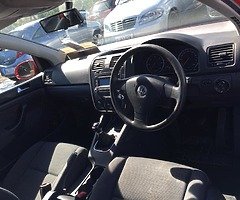 2006 Volkswagen Golf - Image 3/5