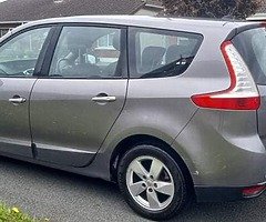 RENAULT GRAND SCENIC 1.5 DCI 2011 7 SEATS NEW NCT AND TAX LOW MILEAGE TOM TOM EDITION - Image 4/10