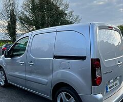 Peugeot partner 1.6 hdi cvrt/tax 2018 - Image 6/8