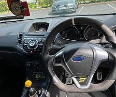 Ford Fiesta ST2 1.6T - Image 6/10