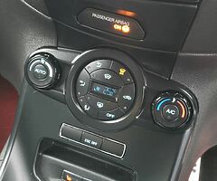 Ford Fiesta ST2 1.6T - Image 10/10