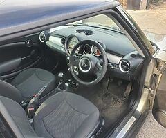 Lovely 2009 Mini Cooper 1.6 Only 135k kms Fresh NCT - Image 6/9