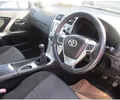 2014 Toyota Avensis - Image 5/9