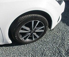 2014 Toyota Avensis - Image 9/9