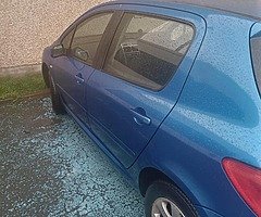 Clean car diesel 2003 m.o.t till end of may dundalk driveing very good northern reg - Image 5/6