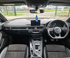 2018 Audi A4 - Image 9/10