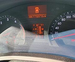 Toyota  2012 avensis - Image 6/7