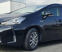 Prius Alpha 7 seater