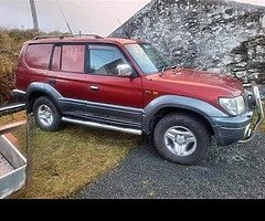 SELLING
WE BUY ALL TYPES OF VEHICLES - Image 7/10