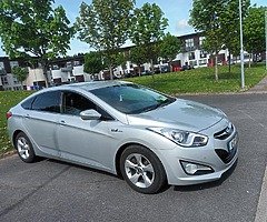 12 Hyundai i40 Read add