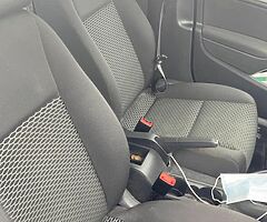 1.6 golf for sale. Low mileage - Image 5/10