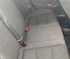 1.6 golf for sale. Low mileage - Image 6/10