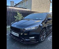 Ford Focus st line 1.0 eco boost
