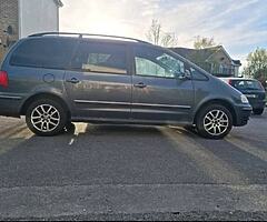 VW Sharan 1.9 tdi 2010 - Image 3/8